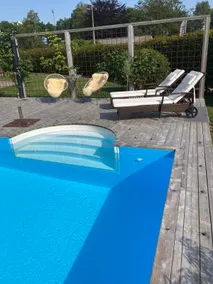 Beachfront villa with pool - Image 5