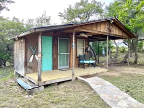 Hill Country Escape Heated Pool, Hot Tub & Arcade - Image 3