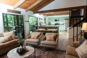 The Bham Hideaway - Cozy tree house sanctuary! - Image 5