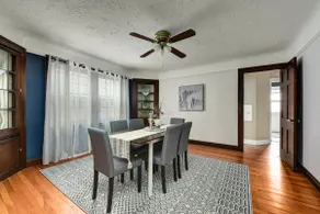 Historic District 2BR on 2nd Floor near Cleveland Clinic ~ Safe & Quiet Area - Image 5