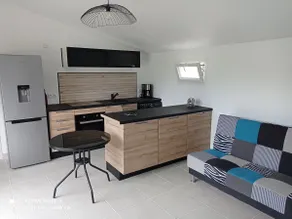 Tiny house for 4 people with shared pool - Image 4