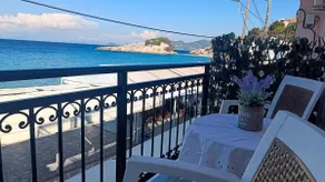 Beautiful apartment overlooking the Aegean Sea - Image 2