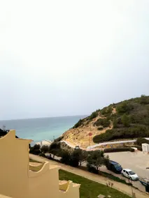 Lovely 2-bedroom rental in Carvoeiro free parking - Image 2