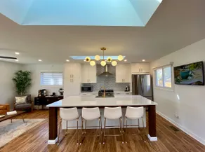 Newly renovated Luxe 4BR 3BA 5min to Tysons Corner - Image 3