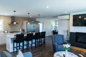 Sips & Trails Amazing 4 bdrm Home Penticton, BC - Image 5
