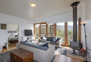 The View @ St Albans Lola's Lookout Pet Friendly - Image 2