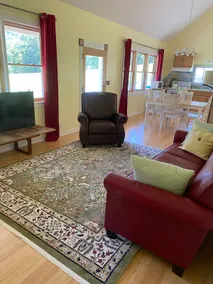 Lynne’s House - Image 4