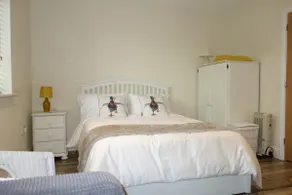 Annies Annexe in Hollesley for 2 Guests - Image 3