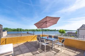 Apartment terrace Loire view - Image 5