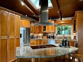 Ideal Location~Amazing Ocean & Sunset Views~Outdoor Living Spaces~Chef’s Kitchen - Image 2