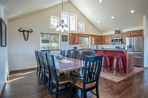 Modern Bend Retreat w/ Stunning Mountain Views - Image 4