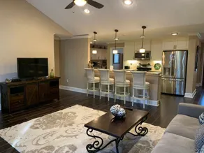 Ranch style 4 bedroom home - Image 2