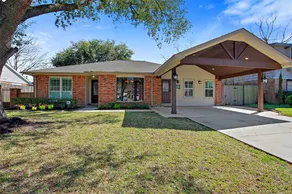 Ranch style 4 bedroom home - Image 3