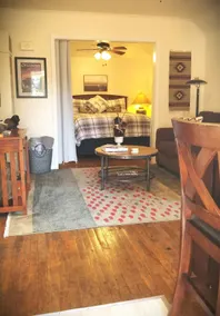 The Bunkhouse: Cozy 1-bedroom Apt; Wifi & Sling TV - Image 2