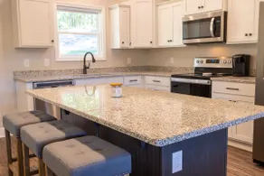 Lakefront 6BR retreat with private beach - Image 4