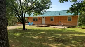 Scenic Views at Family-Friendly 5 Bedroom Cabin - Image 2