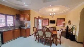 Modern Luxury 2BR, jacuzzi, pool, parking & wifi - Image 2