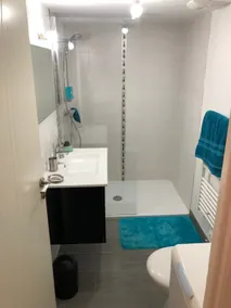 Ground floor apartment in villa - Image 5