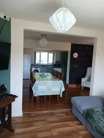 Spacious 3 bedroom farmhouse - Image 5