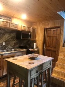 Riverfront cabin and mini campground - Image 2