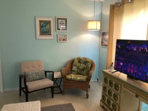 2 Bedroom 1 Bath Right Near The Beach. - Image 4