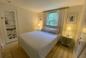 Cute 1-Bedroom apartment in the woods by the sea - Image 2