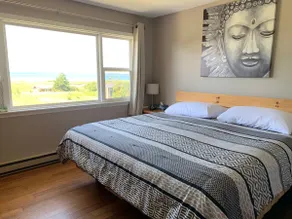 Quaint 2-bedroom home - Image 2