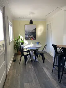 Historic Village Retreat: 2 BR home near Main St. - Image 3