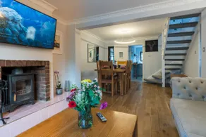 Victorian Railway Cottage, Ringwood, Dog Friendly - Image 2