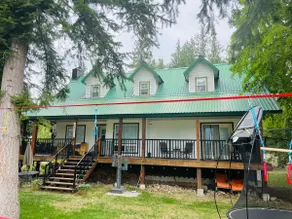Shuswap Lake House minutes to water and Crowfoot - Image 2