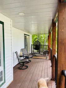 Shuswap Lake House minutes to water and Crowfoot - Image 5