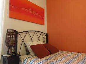 Amelie's Orange Room - Image 5
