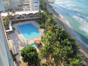 Oceanfront + Beach + Pool + Balcony 1 Bedroom - Image 4