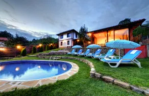 Villa with heated pool, Jacuzzi and sauna. - Image 2