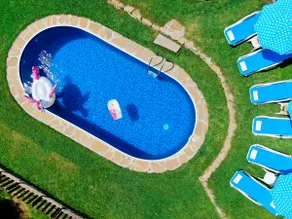Villa with heated pool, Jacuzzi and sauna. - Image 4