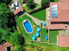 Villa with heated pool, Jacuzzi and sauna. - Image 5