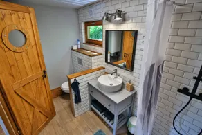 Romantic Guesthouse for Couples • Jacuzzi • Panorama - Image 5