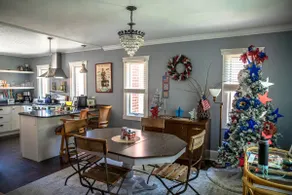 LUX Holiday Retreat w/ Fireplace/Outdoor Dining - Image 3