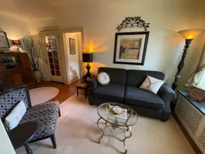 Vera's Suite - Charming renovated one bedroom. - Image 3