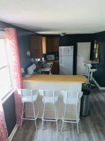 Cozy 2BR Apt• Family/Business Friendly• Near I-84 - Image 4