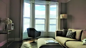 Twomey's - Unique Victorian Townhouse with Seaview - Image 4