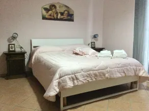 FRAU Tourist Apartment - Image 3