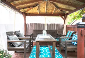 YOUR Getaway! Walk to Falls - Comfortable 3BR, 2BA - Image 3
