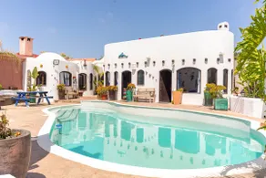 Casa Mil Flores- Piscine - Ocean Front Jacuzzi - Exotic Beach Front Home - - Image 4