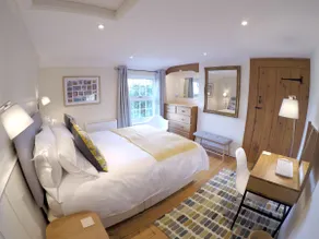 Charming one bedroom Suffolk cottage near Pin Mill - Image 3