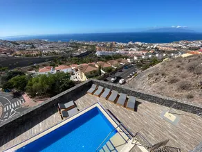 Luxury Villa Maria private heated pool Free Car except Christmas - Image 5