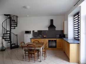 LE 19, townhouse air-conditioned bedrooms - Image 2