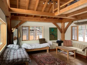 Chisel Creek Ranch Guesthouse in Bragg Creek - Image 4