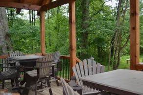 Wild Flower- Log Cabin in Hocking Hills - Image 4