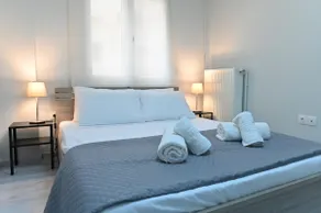 Renovated house next to the beachfront - Image 3